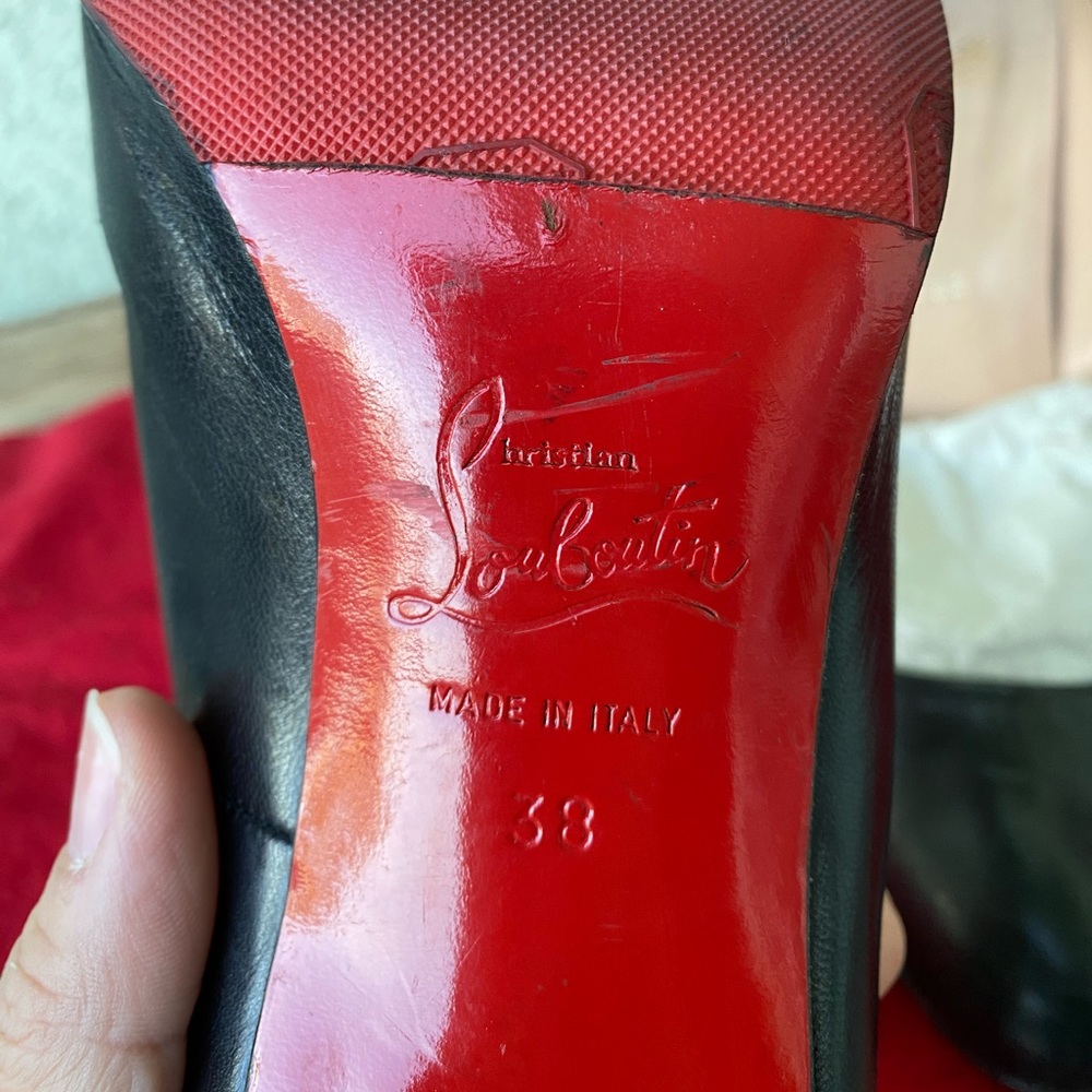 Used Christian Louboutin court shoes size 7.5 us